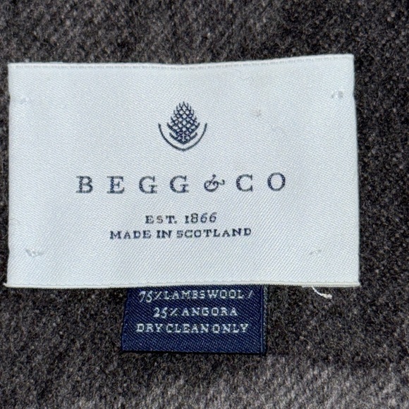 Begg & Co Wool/ Angora Blend Camo Scarf - Picture 4 of 4